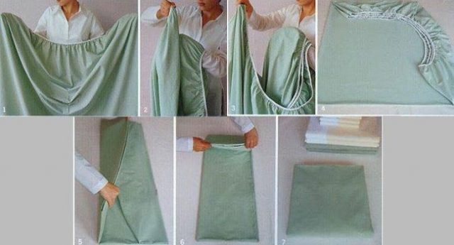 Folding fitted sheets