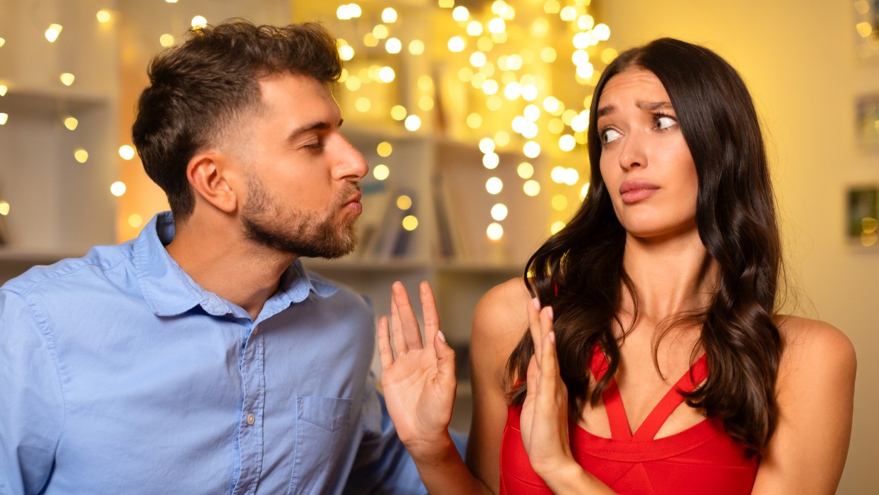 Feature image for Nanpa blog, showing a guy's advances being turned down