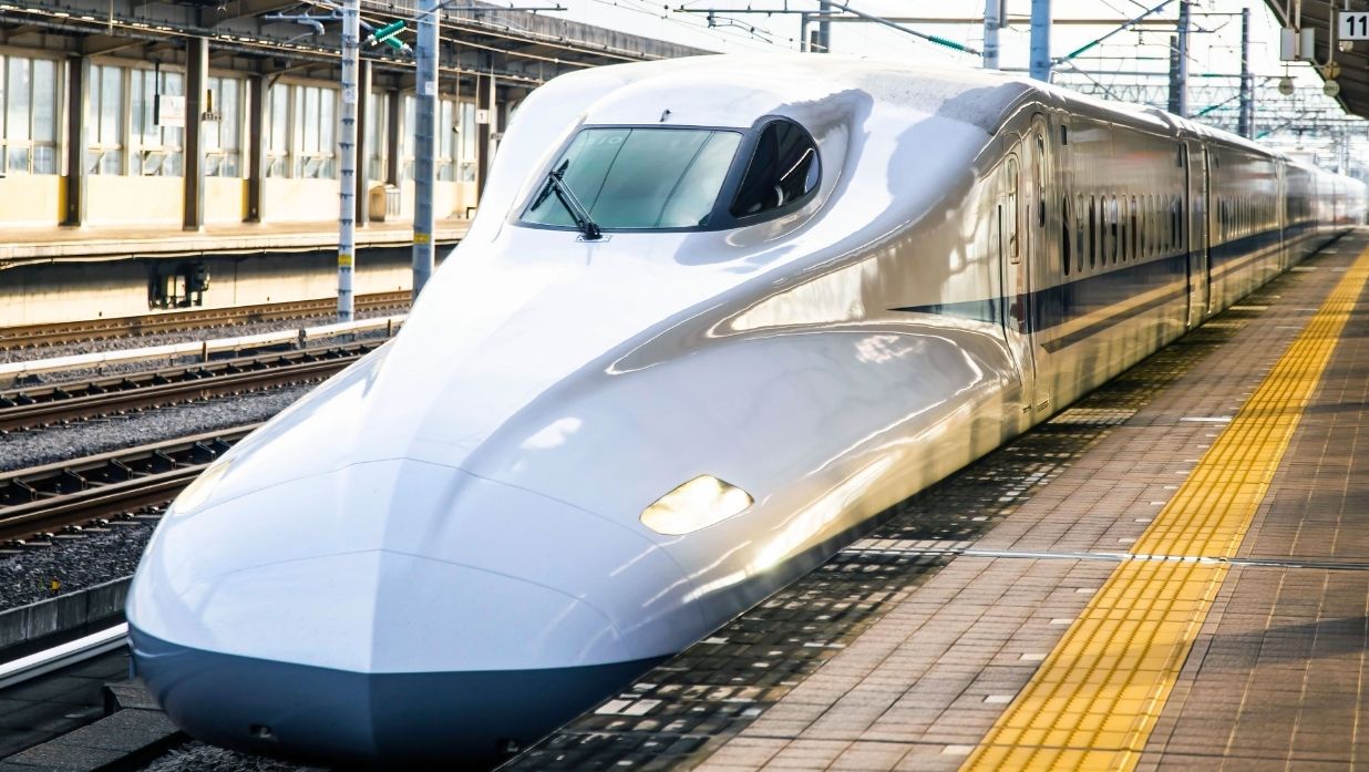 japanese bullet train