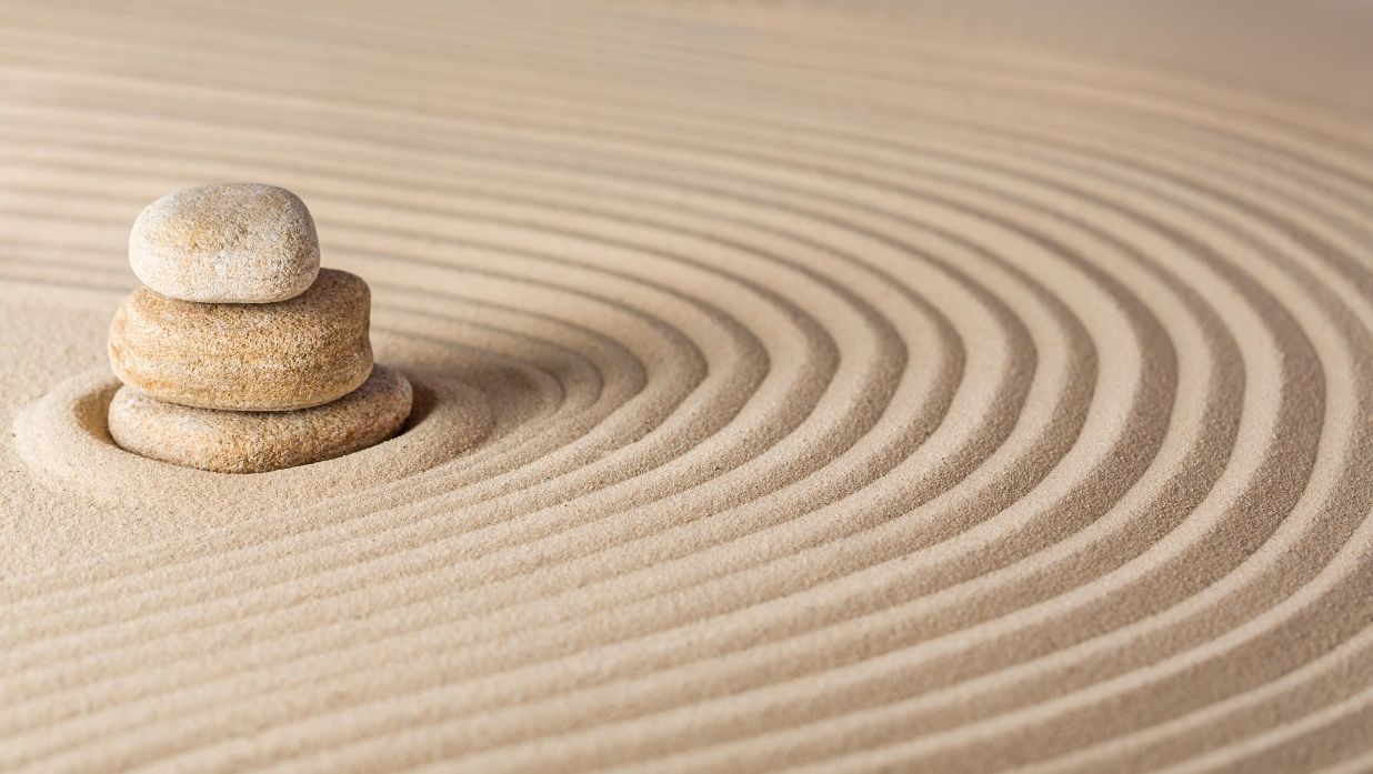 Japanese zen garden, an old tradition capturing the wisdom of Japanese philosophy much like Japanese proverbs