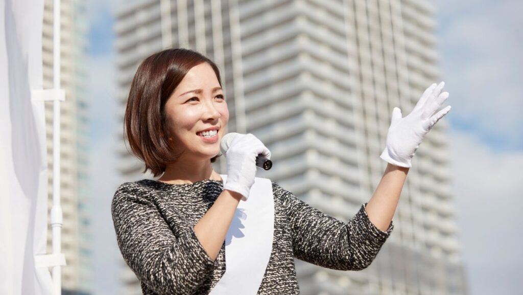 why is japanese a hard language to learn?