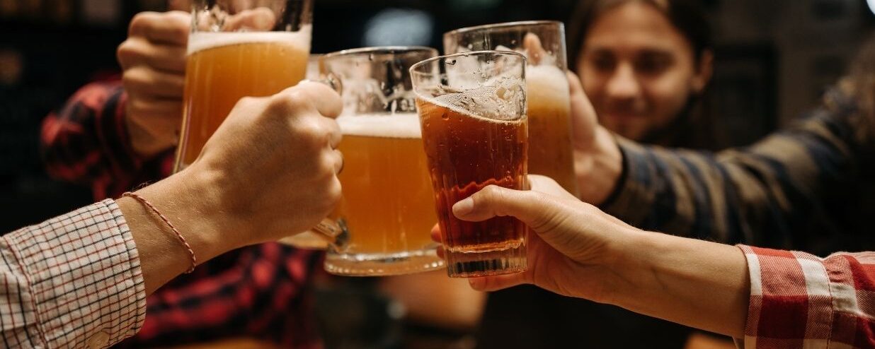 What is Kanpai? Guide to Japanese Drinking Culture and Etiquette