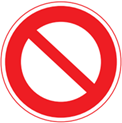 2. Closed to Vehicles street sign in japanese