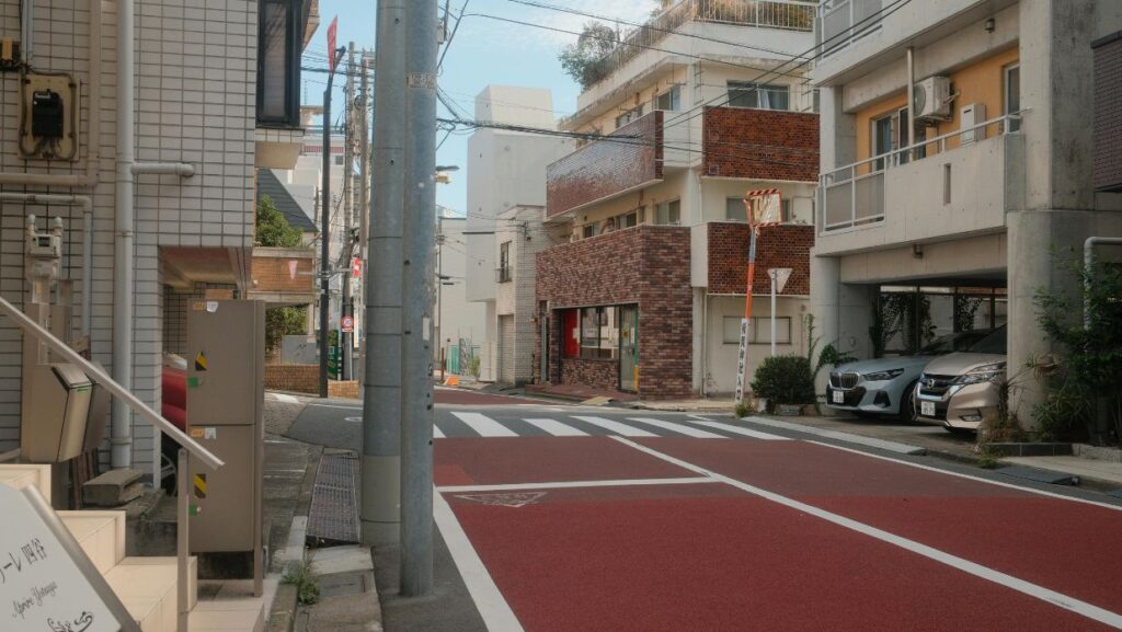 shinjuku quiet place