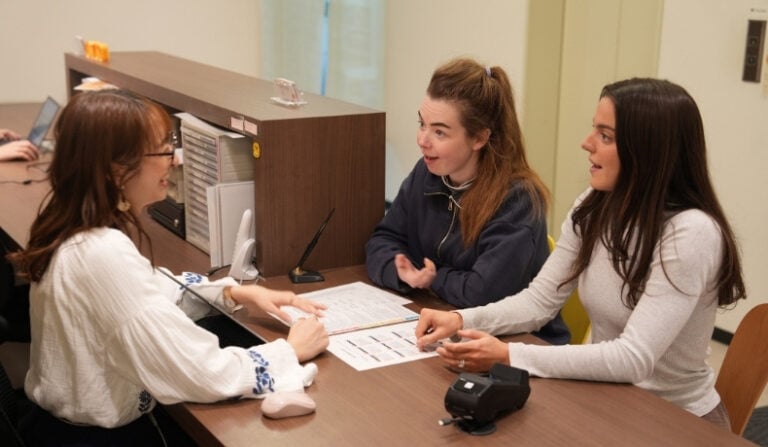 Coto School Finder free consultation
